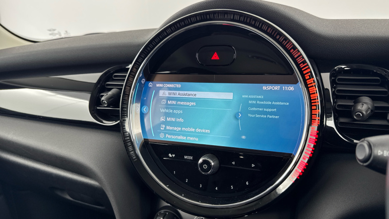 MINI Hatchback 1.5 Cooper Classic 5dr Petrol Hatchback